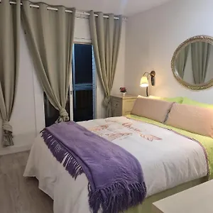 Alojamiento Buxeres , L'Hospitalet de Llobregat Spain