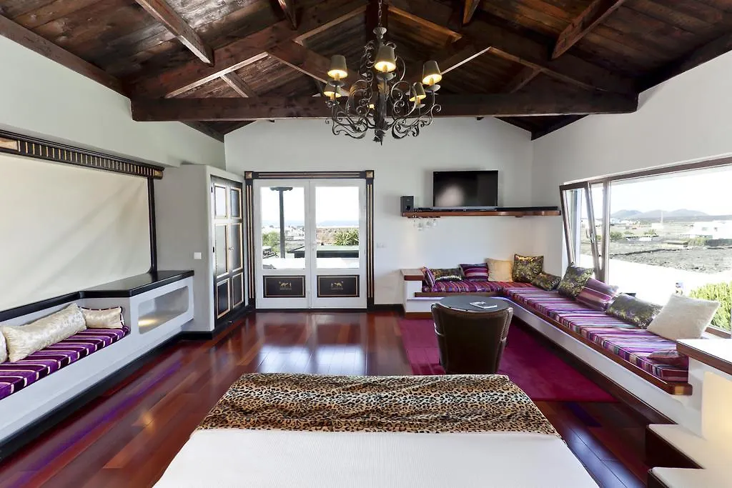 فندق Casa De Hilario يايثا 2*,  إسبانيا